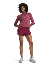Short deportivo Under Armour Fly By 3, color bordó, con cintura elástica fruncida y ribetes en contraste. Confeccionado en tejido ligero de secado rápido, incluye paneles de malla transpirable y braguita interior.