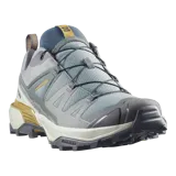 Championes de trekking Salomon X Ultra 360, de color negro y gris, con sistema de ajuste rápido de cordones Quicklace, suela Contagrip y tecnología Advanced Chassis para mayor estabilidad y protección en senderismo.