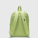 Mochila de diseño acolchado con acabado mate, compartimento principal con cierre, bolsillo frontal con cierre y correas acolchadas ajustables. Incluye compartimento interno para laptop de hasta 15 pulgadas y logo de la marca en la parte inferior.