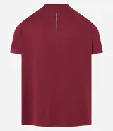 Remera deportiva de manga corta con cuello redondo, confeccionada en tejido técnico con tecnología Dry para mayor transpirabilidad y evaporación del sudor. Presenta un diseño básico con detalles reflectantes.