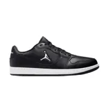 Championes Nike Jordan Court Connect Low de color negro con suela blanca y detalles del logo Jumpman en blanco.
