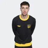 Buzo negro de algodón con cuello, puños y ruedo acanalados en amarillo. Presenta el escudo del Club Atlético Peñarol y el año de fundación bordados en amarillo en el frente.