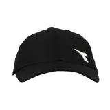 Gorra roja con logo de Diadora bordado en blanco en el lateral.