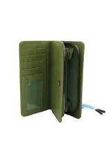 Billetera Trendy color camel con llavero colgante.