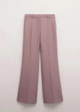 Pantalón Bangkok de corte sastrero, tiro medio y pernera ancha, color rosado.
