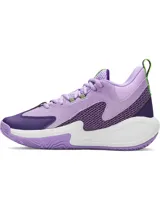 Championes de básquetbol Under Armour Curry 3Z7, con diseño en tonos violeta y morado. Presentan una combinación de cuero y malla en la parte superior, entresuela blanca con tecnología Charged Cushioning y suela de goma con patrón de tracción anatómico. Incluyen detalles en color verde lima.