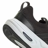 Championes urbanos Adidas modelo Cloudfoam Cuxxion, color negro con suela blanca. Diseño slip-on de tejido transpirable con tecnología Cloudfoam para mayor amortiguación.
