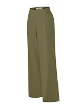Pantalón de lino orgánico verde militar, de corte recto y tiro alto, con pinzas y detalle de botón en el lateral.
