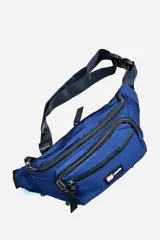 Riñonera Ecko Unltd modelo EK324, de color azul, con múltiples compartimentos con cierre de cremallera y correa ajustable.
