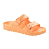 Sandalia Birkenstock modelo Arizona, fabricada en material EVA ligero y resistente al agua. Presenta diseño de dos correas con hebillas ajustables y plantilla anatómica.