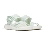 Sandalias deportivas color verde menta con tiras de ajuste con velcro y hebillas. Suela blanca de goma EVA.