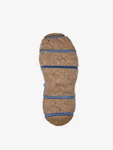 Zapatillas Camper modelo Roku color marrón con detalles en azul. Fabricadas con tejido de punto 3D de poliéster reciclado, plantillas de EVA y suelas XL EXTRALIGHT Sustainable+.