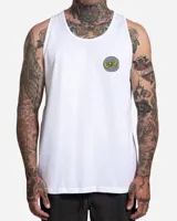 Musculosa blanca de corte clásico, con cuello redondo y diseño sin mangas. Cuenta con un pequeño estampado circular en el pecho con efecto espiral y logo de la marca.