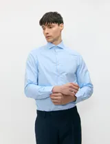 Camisa Harrington modelo Select, color blanco, de manga larga, con cuello camisero clásico y cierre frontal de botones.