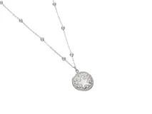 Collar plateado de acero con cadena de bolitas y dije redondo con estrella de nácar y strass.