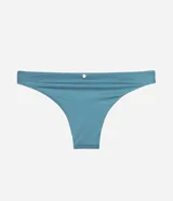 Bombacha de bikini de tiro medio con laterales medianos y acabado satinado, confeccionada en microfibra.