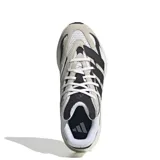 Championes urbanos Adidas modelo Light Blaze, con diseño de capas en malla blanca, gamuza gris y detalles en negro. Presentan entresuela con tecnología Lightstrike y suela de goma.