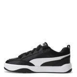 Championes Puma modelo Park Lifestyle Street, de diseño inspirado en el skate. Presentan una parte superior de material sintético con superposiciones de gamuza, en color negro con el logo y la franja lateral característica de la marca en blanco. Cuentan con suela de goma texturizada en color blanco y negro.