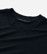 Remera de manga corta modelo muscle de la marca Marfinno, color tostado, con cuello redondo y diseño ajustado.