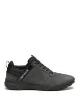 Championes Caterpillar modelo Hex Ready Lo de color gris, con capellada de cuero tipo nubuck y malla de nylon, suela de goma duradera con gran tracción y detalles en tono marrón y negro.