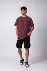 Remera de algodón peinado color beige con efecto "snow wash" que le da un look gastado. Tiene un estampado frontal con el texto "VCP Cnpt." en blanco.