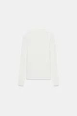 Camiseta de manga larga con cuello subido, de corte regular y largo estándar.