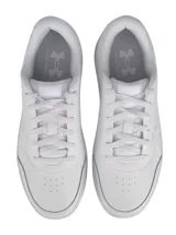 Championes Under Armour UA Tempo de color blanco, con parte superior de cuero sintético y suela cupsole de goma. Diseño urbano inspirado en el básquetbol con detalles de logotipos en relieve en los laterales.
