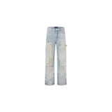 Jeans Amiri de corte regular fit en color azul claro, con diseño estilo carpintero con paneles frontales reforzados, acabado desgastado y efecto envejecido con manchas.