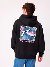 Canguro negro con capucha de Rusty, confeccionado en terciopelo francés de algodón y poliéster. Presenta un gran estampado multicolor en la espalda con diseño gráfico de la marca en tonos azules, rosados y blancos con marco ornamentado.