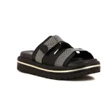 Sandalias Beira Rio de plataforma con doble faja superior en color negro y diseño geométrico en blanco y negro, con suela track y detalle de ribete dorado.