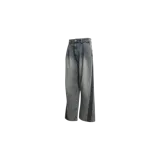 Pantalón jeans Adidas Adilenium Season 5 de corte ancho, color azul claro con efecto deslavado. Presenta pinzas en la cintura y tres tiras oscuras a lo largo de los laterales.