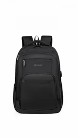 Mochila porta laptop color negro, con múltiples compartimentos con cierre, bolsillos frontales, tiras ajustables y acolchonadas. Cuenta con la inscripción de la marca en el frente.