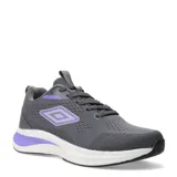 Championes deportivos Umbro modelo Vega, color gris con detalles en violeta. Presentan un diseño de malla transpirable, cierre con cordones y suela blanca con amortiguación.