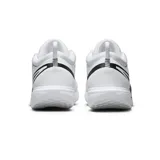 Championes de tenis Nike Zoom Court Pro Hc, color blanco con detalles en negro. Presentan un diseño aerodinámico con malla transpirable, amortiguación Zoom Air en el antepié y suela de goma texturizada para mayor tracción en canchas duras.
