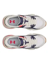 Championes Under Armour modelo Forge 96, con diseño retro inspirado en los años 90. Presentan una parte superior que combina malla y cuero con detalles en TPU para mayor durabilidad. La entresuela ofrece comodidad para uso diario y la suela es de goma completa.