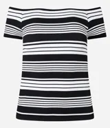 Blusa de poliamida seamless con escote recto hombro a hombro, mangas cortas y patrón de rayas horizontales en blanco y negro.