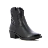 Bota tejana de caña baja color negro, con taco cuadrado y costuras decorativas en la parte superior.