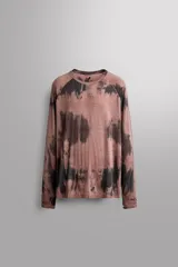 Camiseta técnica de running de manga larga y cuello redondo de Zara Athleticz, con calce regular fit. Presenta un diseño con estampado efecto tie-dye en tonos rosados y negros sobre tejido técnico ligero y elástico.