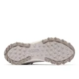 Bota de senderismo Columbia Peakfreak Hera Mid Outdry para mujer, en color blanco y gris. Cuenta con empeine impermeable y transpirable, mediasuela amortiguadora y suela con tacos para tracción en terrenos difíciles.