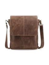 Morral Hush Puppies modelo Cross Alex II de cuero marrón, con solapa frontal, cierre magnético y correa ajustable para el hombro.
