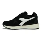 Championes urbanos Diadora modelo Vinfa, color negro con logo lateral en blanco y entresuela color crema. Presentan una combinación de malla y gamuza en el capellada.
