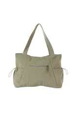 Cartera tipo tote bag de nylon color negro, con bolsillos laterales con cordón ajustable, asas de hombro y detalle de etiqueta frontal.