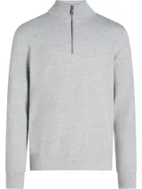 Buzo gris con textura tipo waffle, cuello alto con media cremallera, puños y dobladillo con punto canalé y mini monograma de Calvin Klein bordado.
