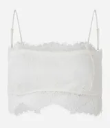 Blusa cropped de encaje color blanco, con escote recto, breteles finos y forro.