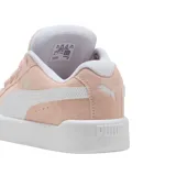 Championes Puma modelo Park Lifestyle Easy, de diseño urbano en color negro con detalles en blanco. Confeccionados en gamuza con la icónica franja lateral de la marca y suela de goma resistente.