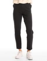 Pantalón tipo jogger de corte recto, color azul marino, con cintura elástica y bolsillos laterales.