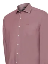 Camisa de manga larga RKF modelo Woolsolid, color vino, con cuello italiano, cierre frontal con botones y bolsillo en el pecho con logo bordado.