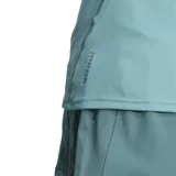 Remera deportiva Adidas Adizero Essentials color celeste con logo blanco reflectivo en el pecho. Confeccionada en tejido ultraligero con tecnología AEROREADY.