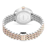 Reloj Swarovski Certa de acero inoxidable con baño en tono oro rosa y plateado. Cuenta con caja redonda, bisel con cristales en pavé, esfera guilloché blanca con índices de cristales y brazalete metálico de siete eslabones bicolor.