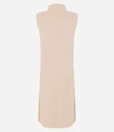 Vestido midi Marfinno color beige, confeccionado en viscosa y poliéster, con cuello alto, diseño sin mangas, hombreras y silueta fluida.